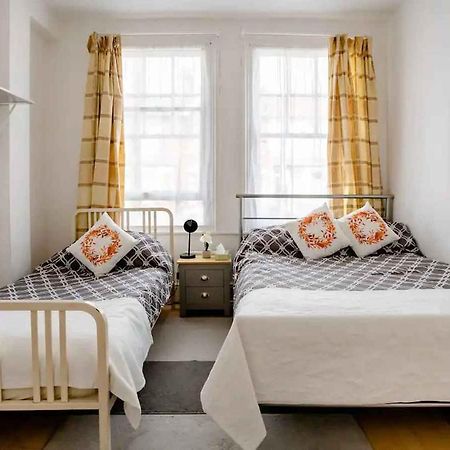 Homestay Near Tottenham Hotspur Stadium London Bagian luar foto